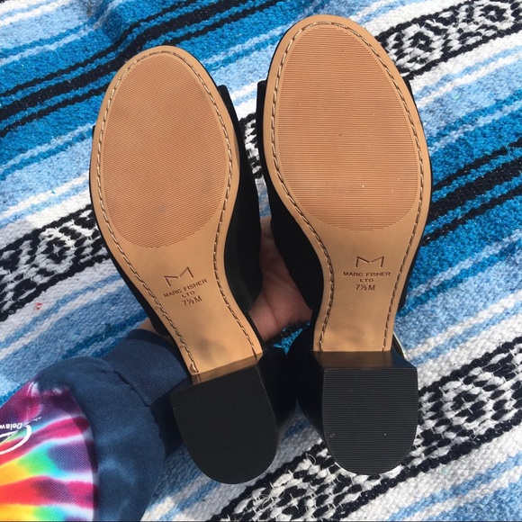 Marc Fisher ‘Robe’ Suede Mule Style Sandal - Picture 5 of 8